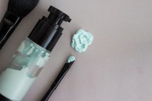 色素薄い系メイクのやり方 おすすめコスメ紹介 プチプラ で可憐な儚げ女子に ローリエプレス