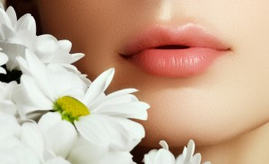 口周りが乾燥する原因は うるおいを保つ対策とお手入れ方法 ローリエプレス