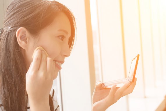 化粧直しファンデーション持ち運びにおすすめ14選 方法 小物も確認 ローリエプレス