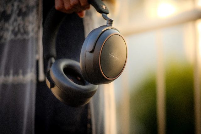 佐藤健×ゼンハイザーのワイヤレスヘッドフォン、数量限定販売　完売品　希少レア 佐藤健×ゼンハイザーのワイヤレスヘッドフォン、数量限定販売