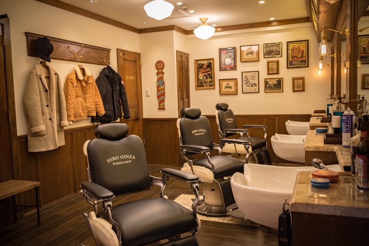 高級バーバーが熱い 理容師ならではの伝統の技とおもてなしを体感 19年2月22日 エキサイトニュース