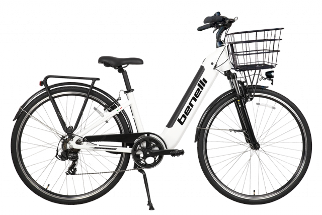 乗り降りのしやすさ」にこだわったベネリのe-Bike“MANTUS”は通勤に頼もしい最適解バイク (2023年1月31日) - エキサイトニュース