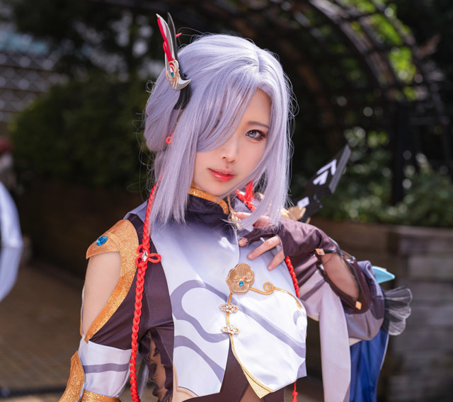 コスプレ】『原神』申鶴の神秘的な美しさに魅了！ 人気急上昇レイヤー