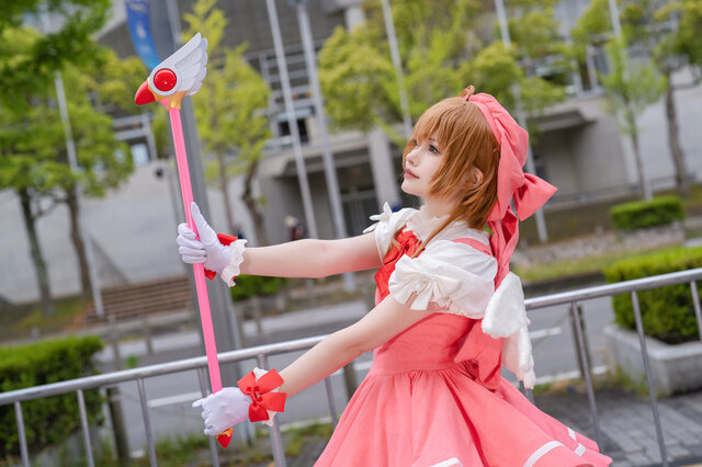 コスプレ】レリーズ！「カードキャプターさくら」木之本桜の純真な瞳が