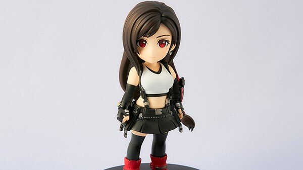 FF7』ティファのプロポーションもバッチリ！“興味ないね”ポーズの