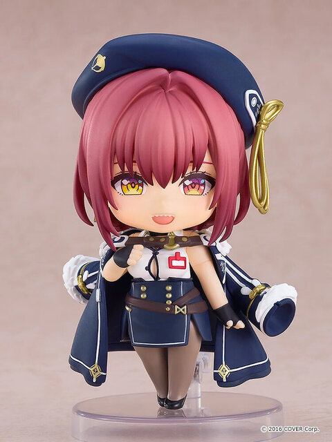 ホロライブ「宝鐘マリン」がOL衣装でねんどろいど化！ギザ歯な「笑顔
