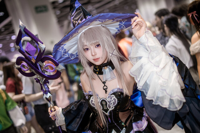 コスプレ】クールな表情が美しすぎる！『崩壊：スターレイル
