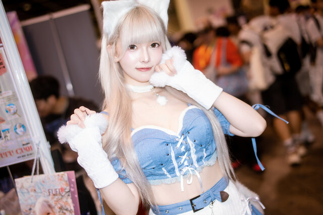 コスプレ】香港のアイドルがめちゃ可愛い！へそ出しキャットガールが