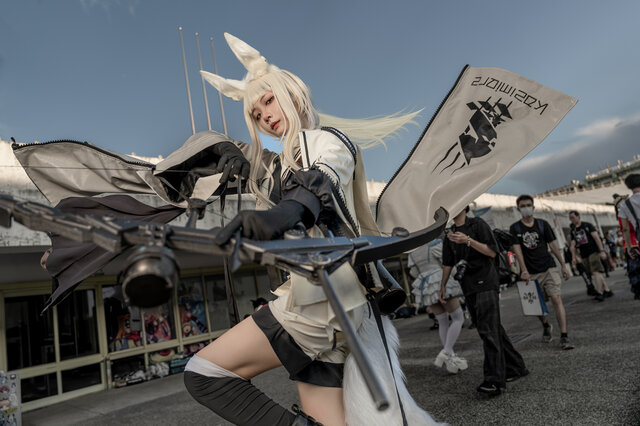 コスプレ】台湾美女による『アークナイツ』プラチナが美しい！くびれも