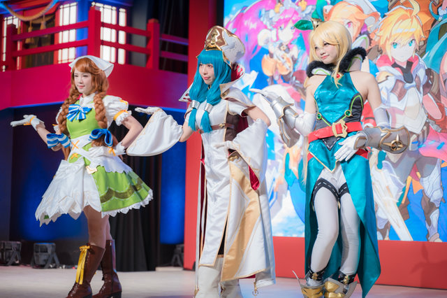 春節をイメージした ドラガリアロスト ブースはコスプレなどのステージに特化 絵馬の奉納も 台北ゲームショウ19 19年1月29日 エキサイトニュース