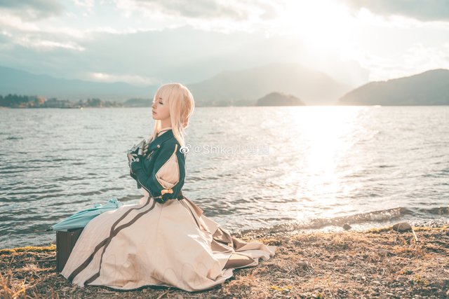 ヴァイオレット・エヴァーガーデン』コスプレが幻想的な美しさ！日本