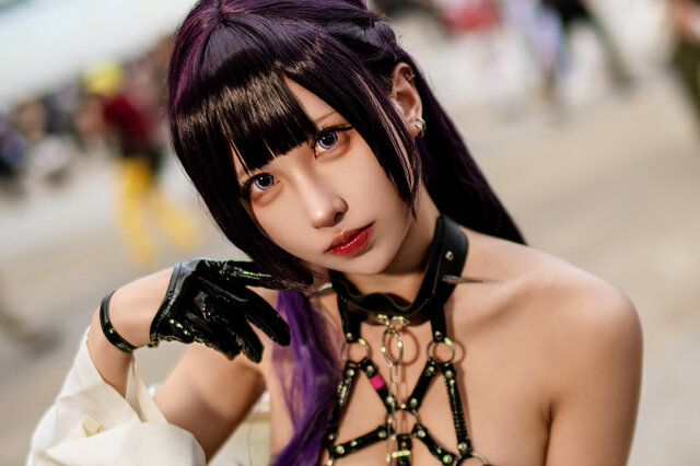 コスプレ】台湾美女による『NIKKE』ミハラが、百点満点な魅惑ボディ