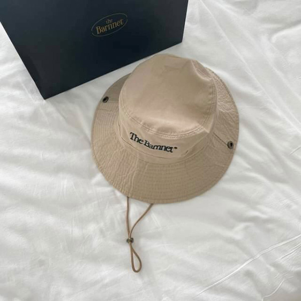 送料無料・選べる4個セット the barnnet Logo Safari Hat 韓国 ハット