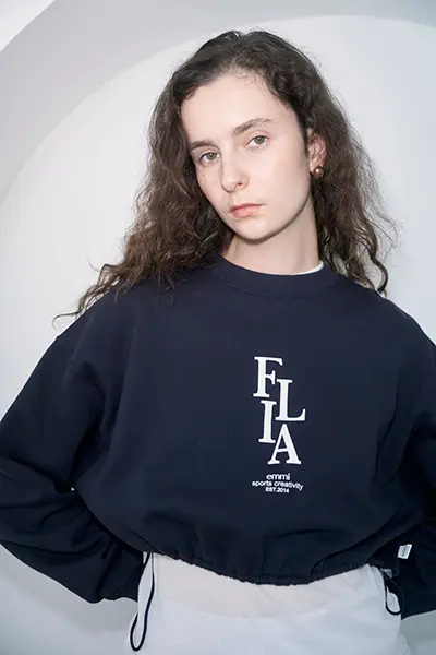 ちょっぴり品よくアプデした「FILA」スニーカーが抜群にかわいい！旬の