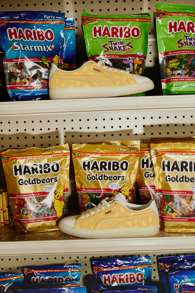 なにこのデザイン、わくわくが止まらない！「PUMA」と「HARIBO」の