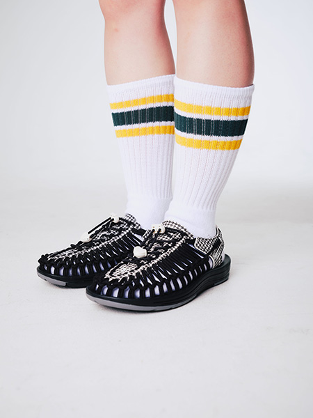 大人気あみあみサンダルの“千鳥格子”デザインが反則級のかわいさ。KEEN