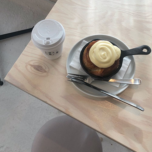 代官山のシンプルかわいいカフェ パンとエスプレッソと のコラボカフェ ローリエプレス
