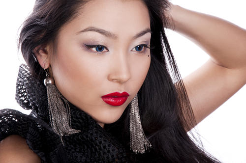 ツリ目もエラもアジアンビューティー 海外モテする子 の特徴 16年11月7日 エキサイトニュース