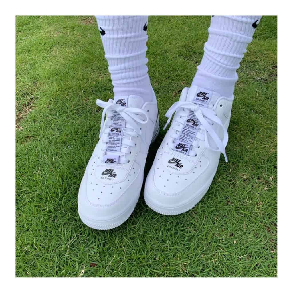 リアルsnap オシャレ美女は全員愛用 足元は超有名白スニーカーだった ローリエプレス