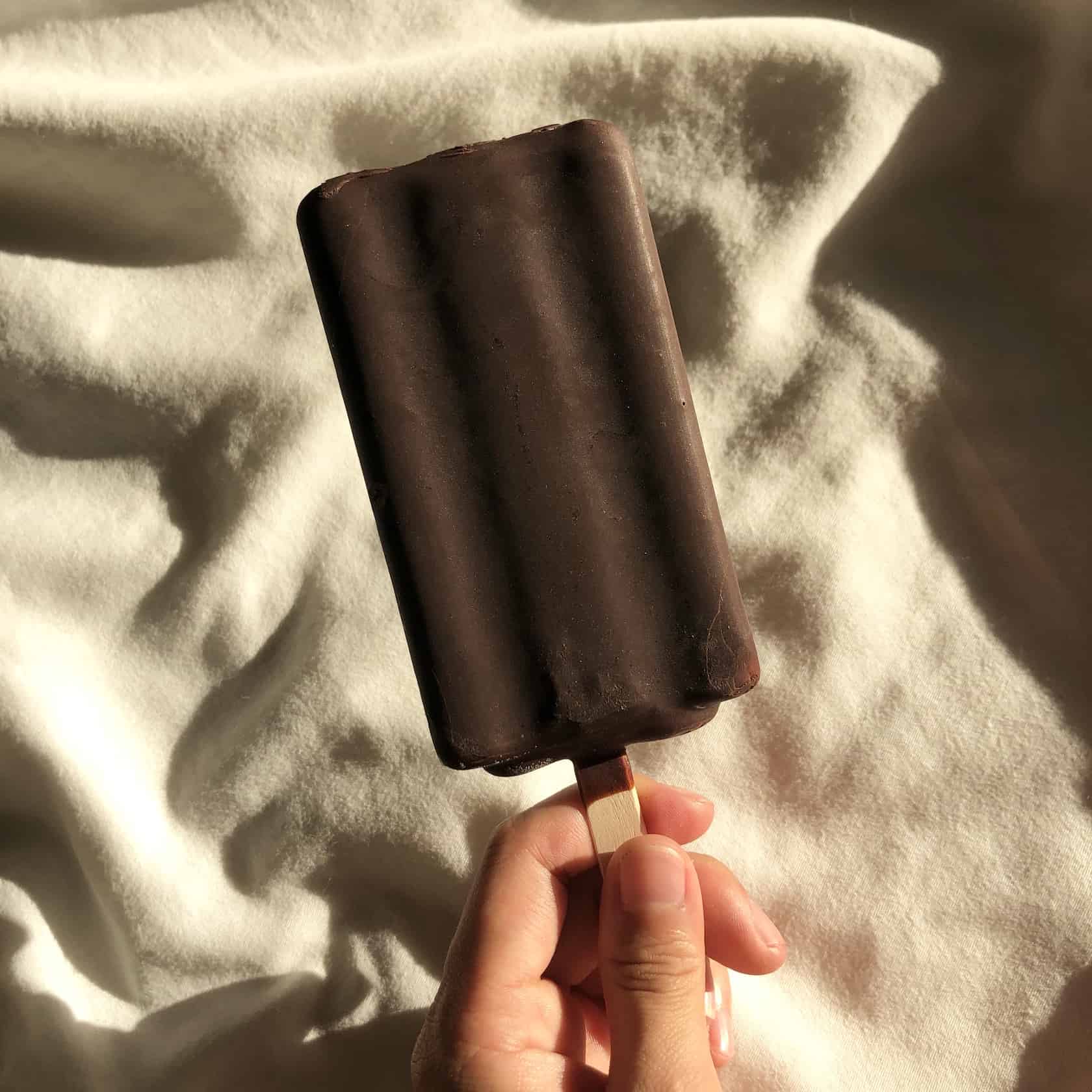 マニアが絶対食べて欲しい リピ買い確実のコンビニアイス７選 ローリエプレス