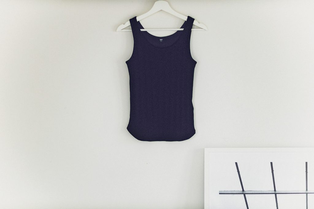 ユニクロ 下着が透けちゃう服の悩みをインナーで解決 ローリエプレス ユニクロ 下着が透けちゃう服の悩みをインナーで解決 ローリエプレス