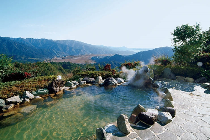 九州 冬でも行きたい絶景露天7選 海や山の爽快温泉で癒されよう ローリエプレス