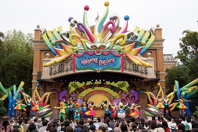 赤ちゃんとの 東京ディズニーランド R デビューガイド 初めての子連れも安心 ローリエプレス
