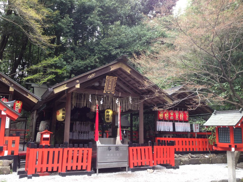 京都 縁結びにおすすめの神社 パワースポット10選 恋愛成就 良縁を祈願 ローリエプレス