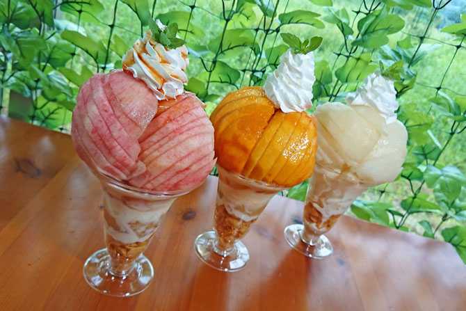 フォトジェニックな 桃パフェ を厳選 並んでも食べたい全国版マップ ローリエプレス