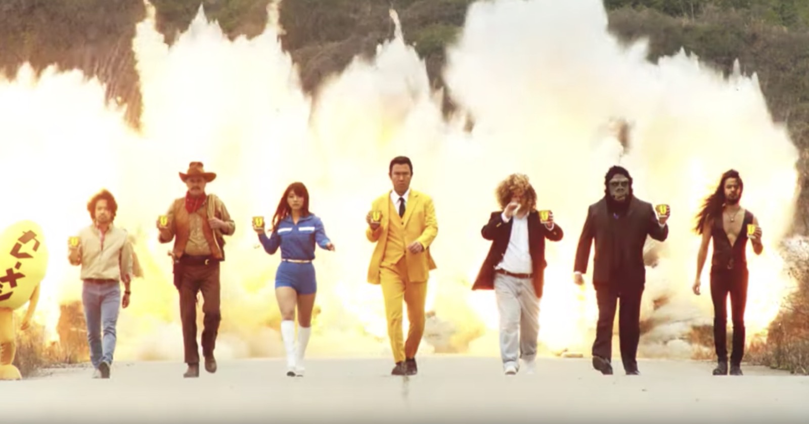 昭和時代の刑事ドラマ風の香り漂う 日清カレーメシ Cmがなかなかジワるぞ 笑 年4月8日 エキサイトニュース