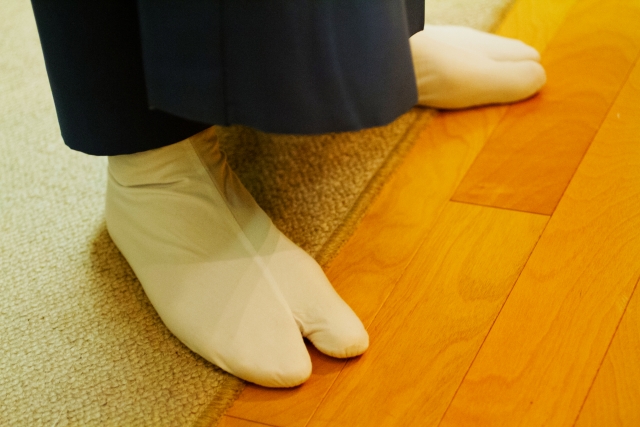 足袋を人前で履くのは失礼 足袋の歴史をさかのぼると意外な事実がみえてきました 18年6月5日 エキサイトニュース 2 2
