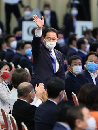 自民新総裁に岸田氏＝決選投票で河野氏破る―来月４日に首相就任・幹事長に甘利氏浮上 (2021年9月30日) - Vimarsana News
