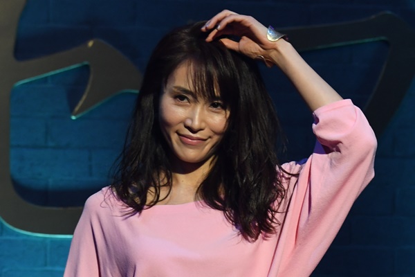 山口紗弥加 芸歴24年で初主演 方向性悩み引退考えたことも 18年9月5日 エキサイトニュース 山口紗弥加 芸歴24年で初主演 方向性悩み引退考えたことも 18年9月5日 エキサイトニュース