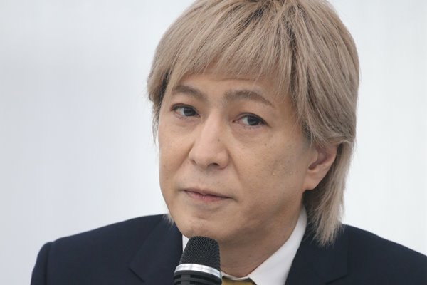 小室哲哉 免許再取得していた ただし運転手なしの倹約生活 18年12月7日 エキサイトニュース