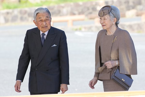 美智子さま「天皇陛下に感謝を」ご退位直前サプライズ会見へ (2019年1