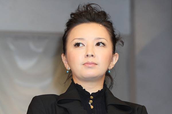 高橋由美子復帰は成功する 激ヤセも捨てなかった再起の執念 19年4月10日 エキサイトニュース