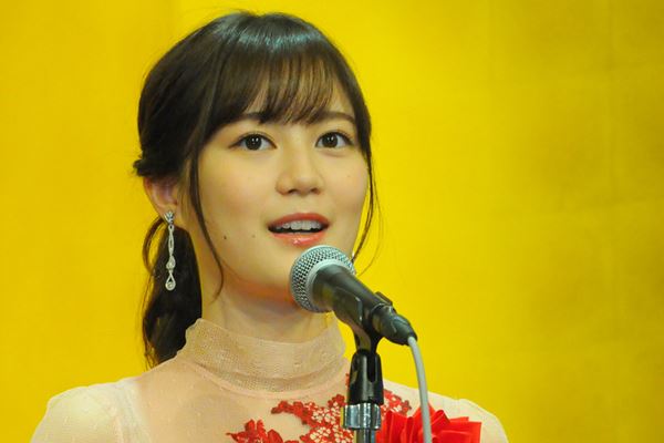 生田絵梨花 音楽の日 欠席 舞台で共演の三浦春馬さん死去で過呼吸に エキサイトニュース