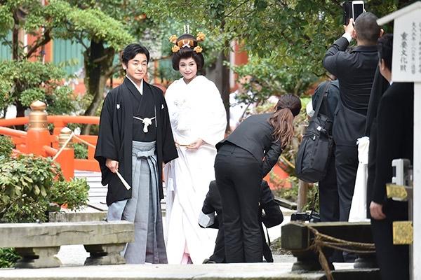 藤原紀香 京都 特別挙式 で愛之助と祈った 子授けの社 16年9月28日 エキサイトニュース