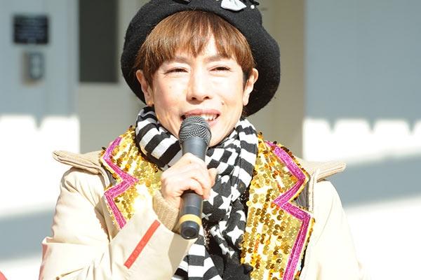 ロバート秋山語る大ヒット クリエイターズ ファイル 秘話 16年11月12日 エキサイトニュース