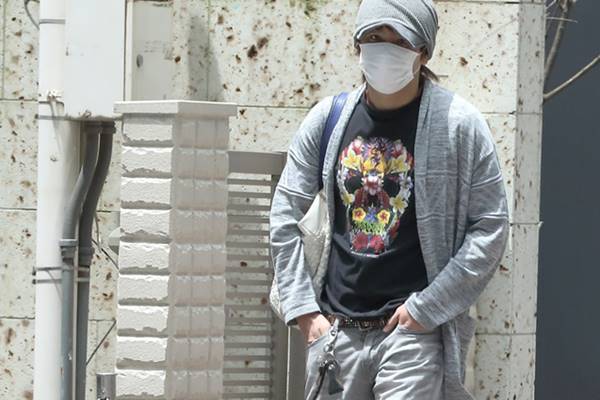 狩野英孝 宮城から上京 活動再開の陰にあった 実母の謝罪 17年6月14日 エキサイトニュース