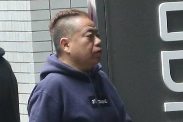 出川哲朗 年収1億円も妻に服従 誕生日も帰りに買い物奔走 18年2月24日 エキサイトニュース