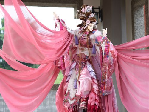 ソメイヨシノ老木を救え 桜モチーフの人形で劇上演 台湾 阿里山 19年10月10日 エキサイトニュース