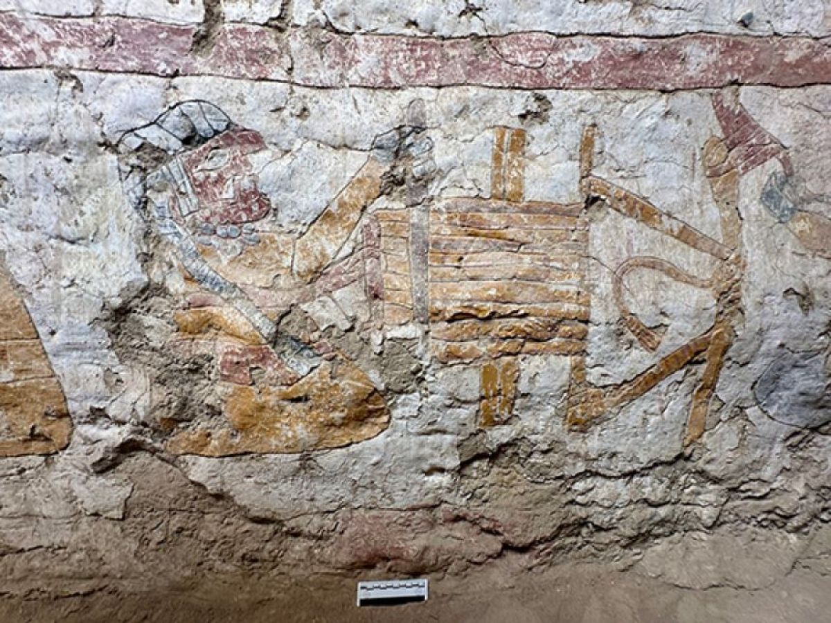 ペルーでモチェ文化時代の女王の座の間が発見される。描かれていた壁画