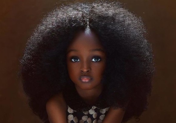 ナイジェリアで一番の美少女と称される ジャレちゃん 5歳 お人形のようなドーリーフェイスで世界が注目 18年8月2日 エキサイトニュース