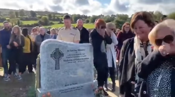 生前は人を笑わせることが大好きだった男性 遺言通りに葬儀中のサプライズ 追悼者らを笑顔に アイルランド 19年10月18日 エキサイトニュース