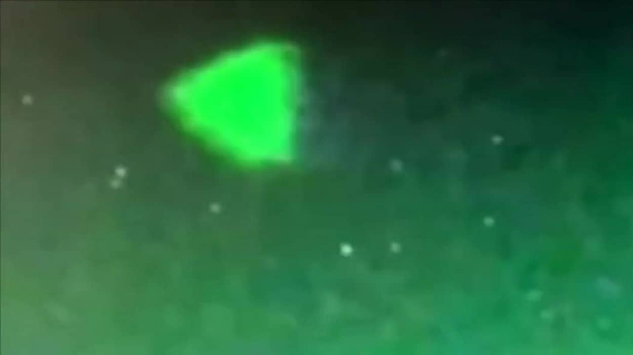 米海軍が撮影し 国防総省が本物の映像であると認めたピラミッド型のufo その正体をufo研究家が明かす 21年4月27日 エキサイトニュース