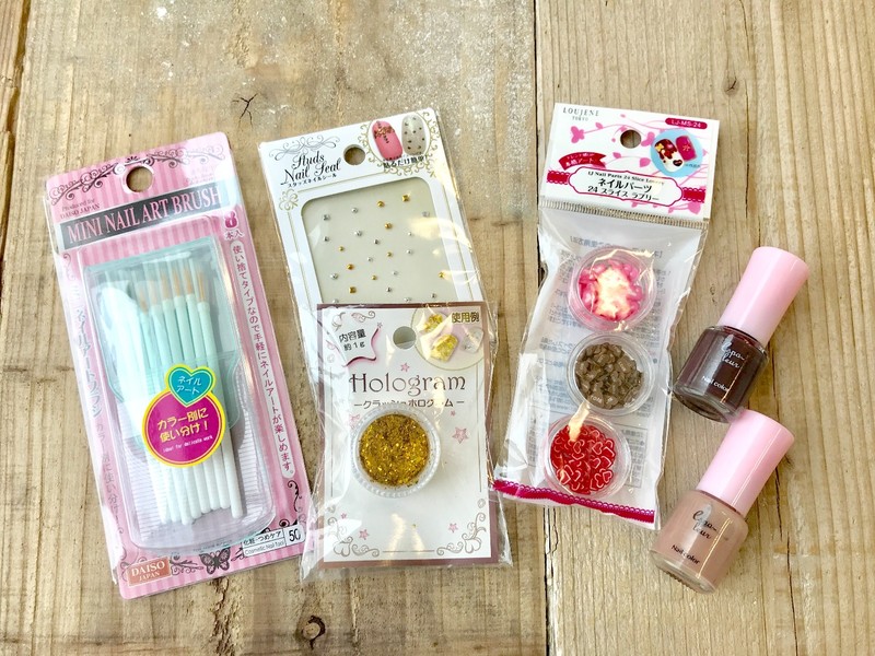 オール100均 まるでチョコみたい 大人のバレンタインネイルに挑戦してみた ローリエプレス