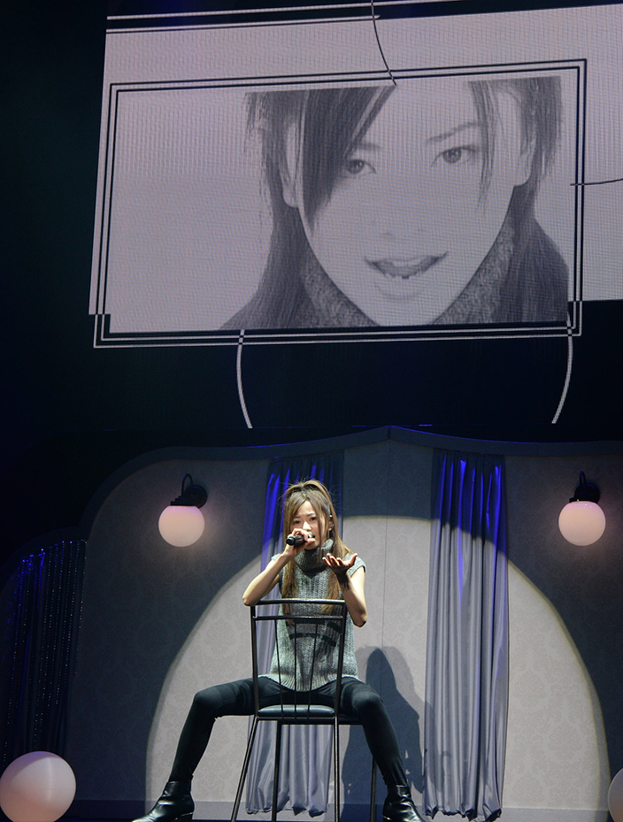 倉木麻衣 周年記念ツアーが開幕 オープニングではデビュー曲mvを完全再現 19年8月17日 エキサイトニュース