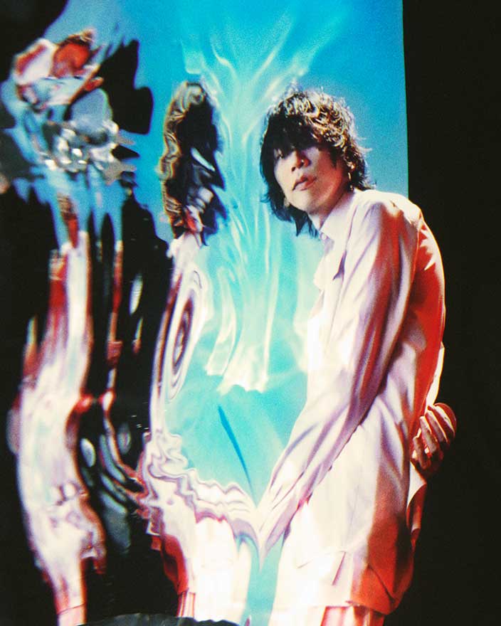 米津玄師の新曲「Pale Blue」が、2021年度における最高初週ダウンロード数を記録 (2021年6月9日) エキサイトニュース