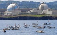 <玄海原発>「再稼働反対」66隻の漁船が海上デモ